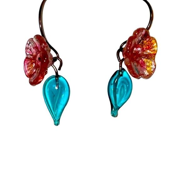 Tiffany Noel Glass Lampwork Floral Earrings - Picture 7 of 11